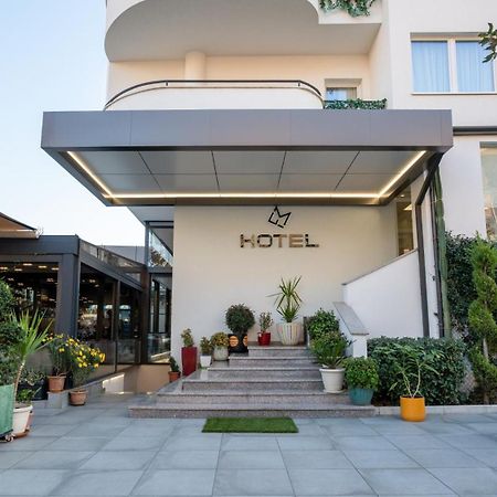 F&M Hotel 2 Tirana Exterior photo