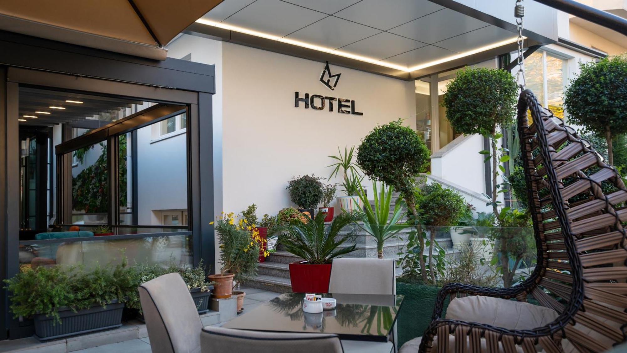 F&M Hotel 2 Tirana Exterior photo